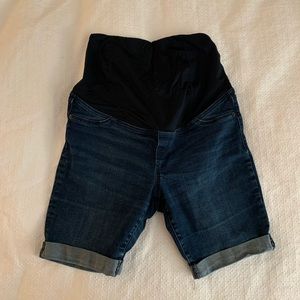 Isabel Maternity by Ingrid & Isabel Shorts - Isabel Maternity Bermuda Shorts Isabel Maternity by Ingrid & Isabel Shorts - Isabel Maternity Bermuda Shorts
